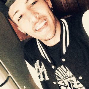 Meet your Posher, Raul